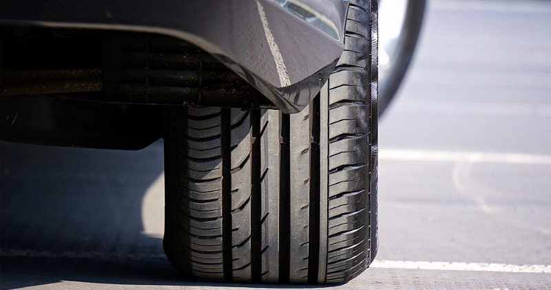 Tại sao cần đảm bảo áp suất lốp xe đúng tiêu chuẩn?